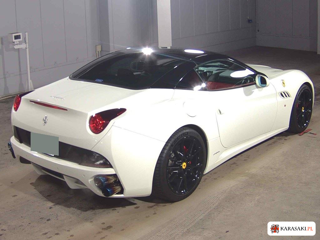 2010 Ferrari California Base Grade 4