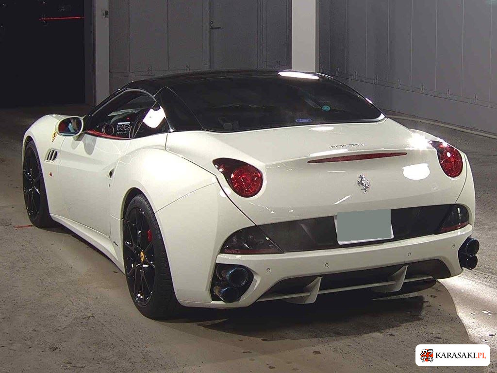 2010 Ferrari California Base Grade 2