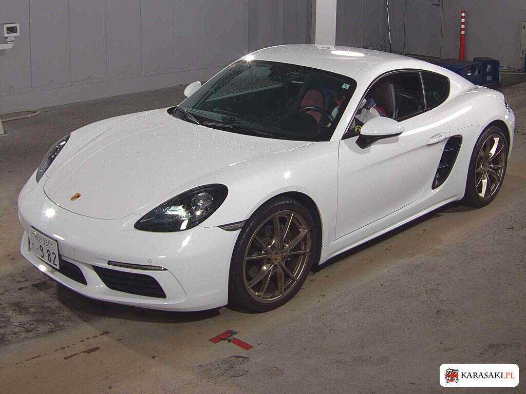 2020 Porsche 718 Cayman 3
