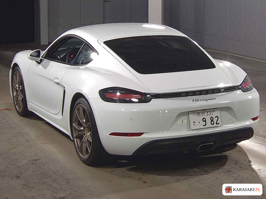 2020 Porsche 718 Cayman 2