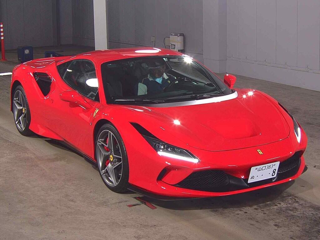 Ferrari F8 Tributo 2021 z aukcji japońskiej