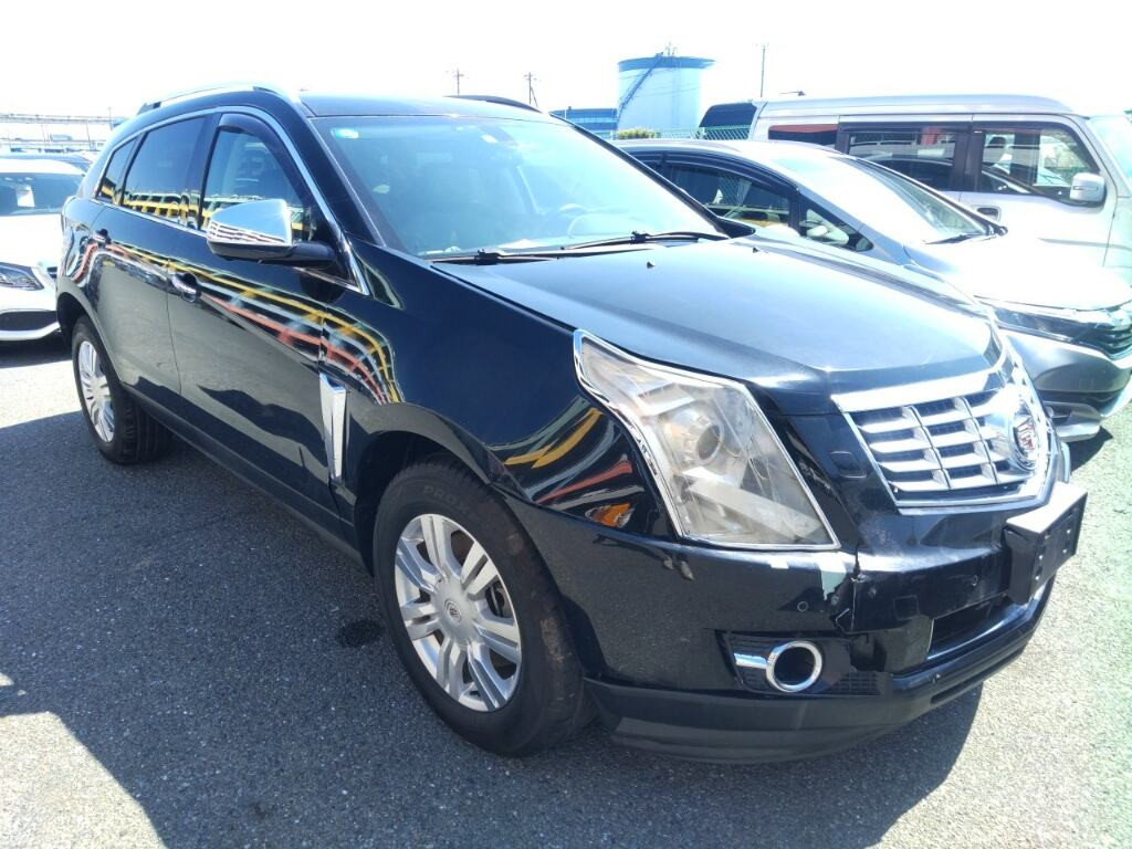 Cadillac SRX Crossover 2013 z aukcji japońskiej