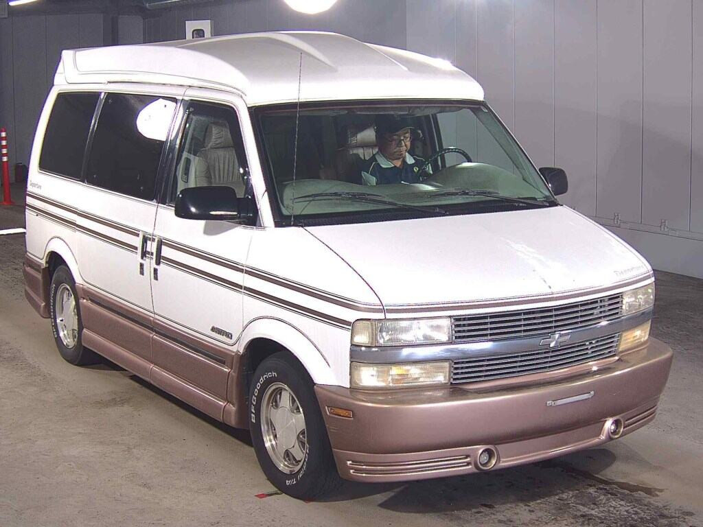 Chevrolet Astro 1996 z aukcji japońskiej