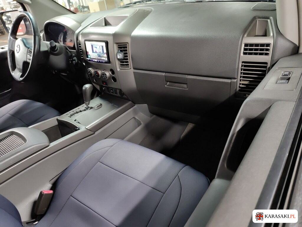 2009 America Nissan Titan 4D 4WD Crew Cab Se 6