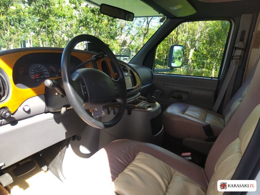 2000 Ford Econoline 6