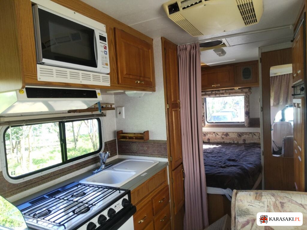 2000 Ford Econoline 5