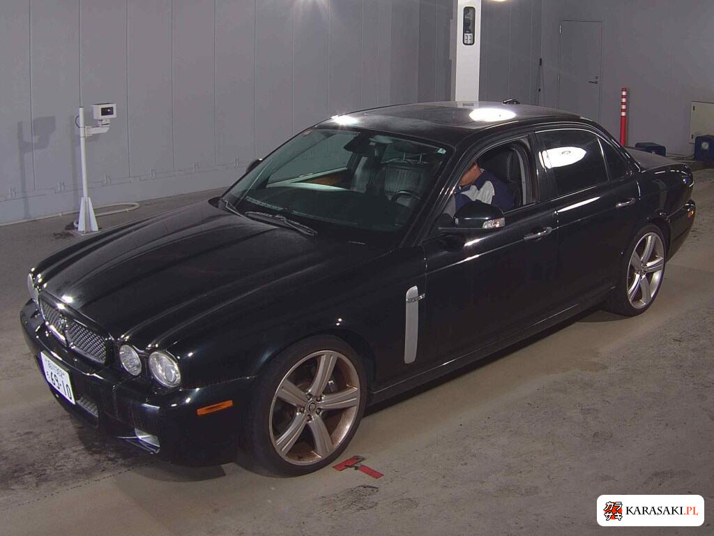 2008 Jaguar XJ 4D XJR 3