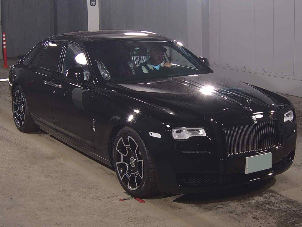 Rolls-Royce Ghost 2017 z aukcji japońskiej