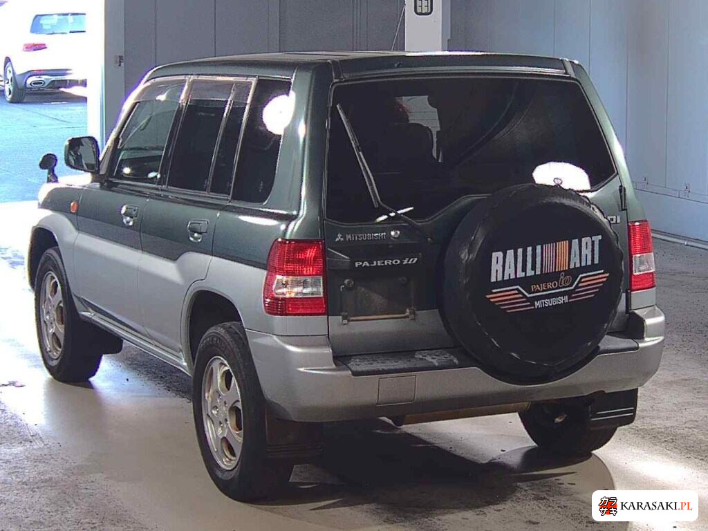 2001 Mitsubishi Pajero Io 5D 4WD ZR 2
