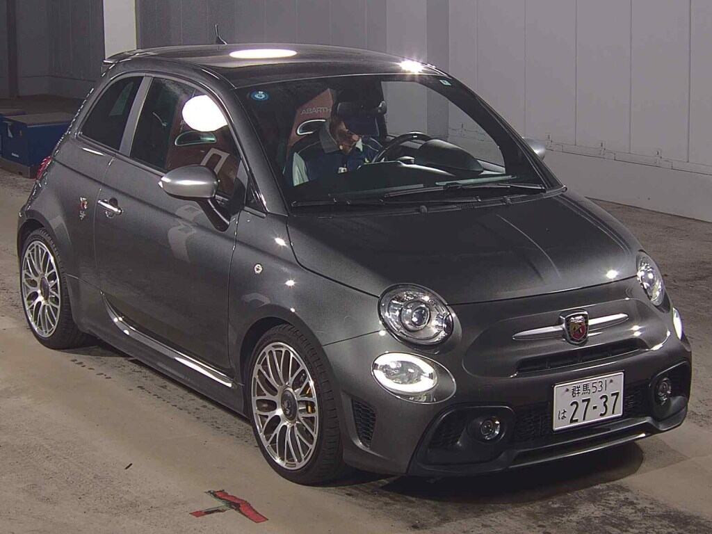 Abarth 595 2018 z aukcji japońskiej