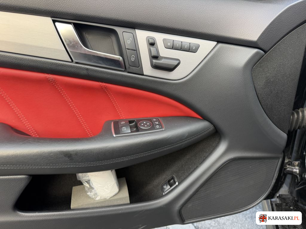 2012 Mercedes-AMG C-Class CP C63 AMG Coupe Performance Package 11