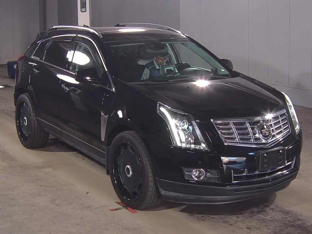 Cadillac SRX Crossover 2013 z aukcji japońskiej