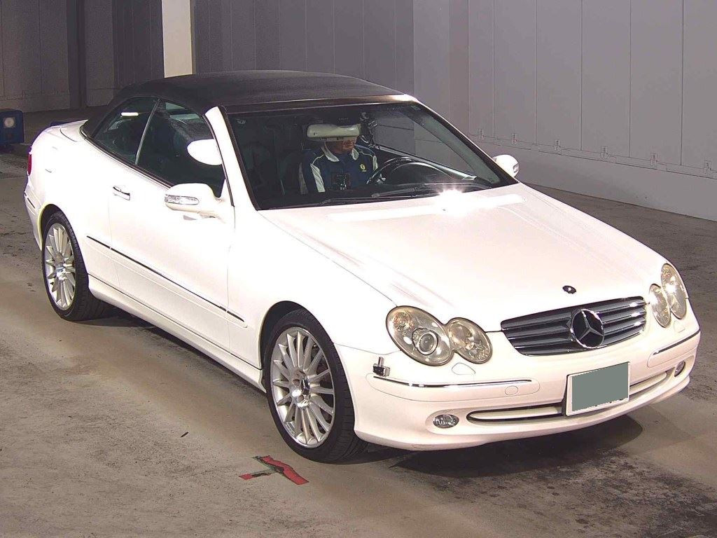 Mercedes-Benz CLK 2003 z aukcji japońskiej