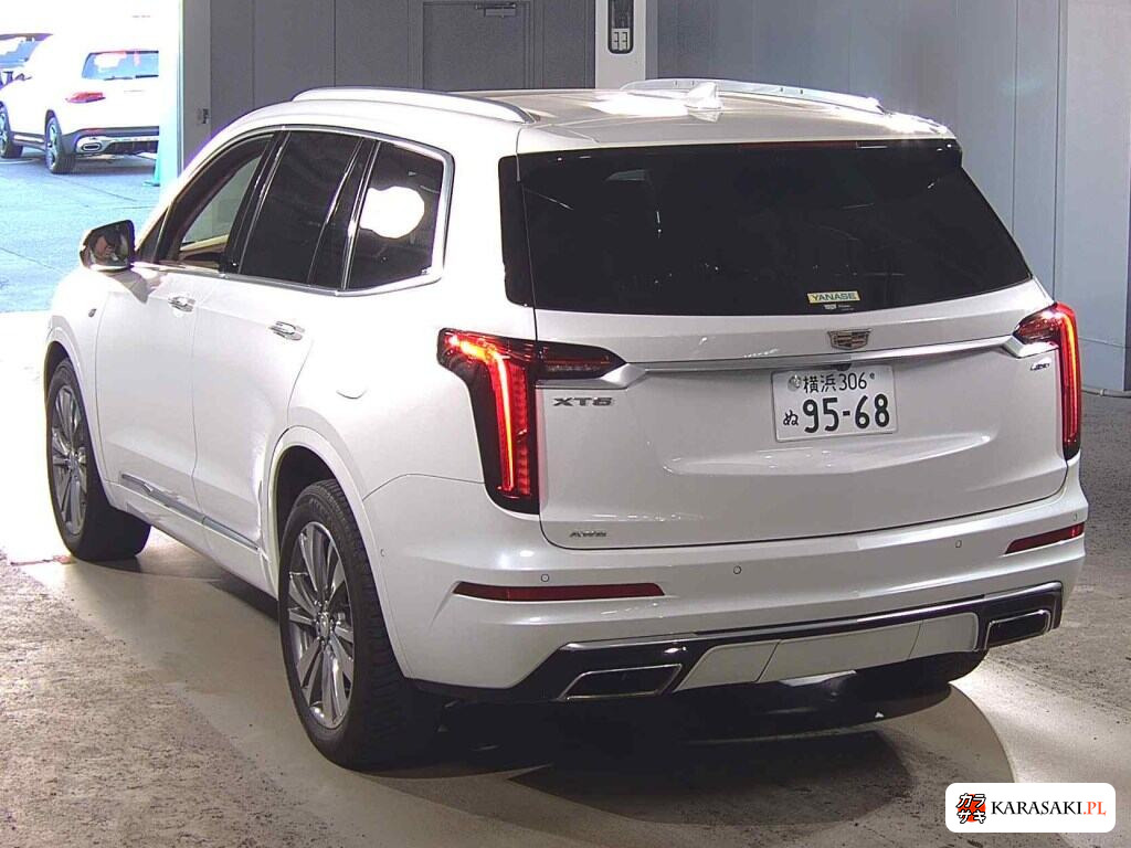 2021 Cadillac XT6 4WD Platinum 2