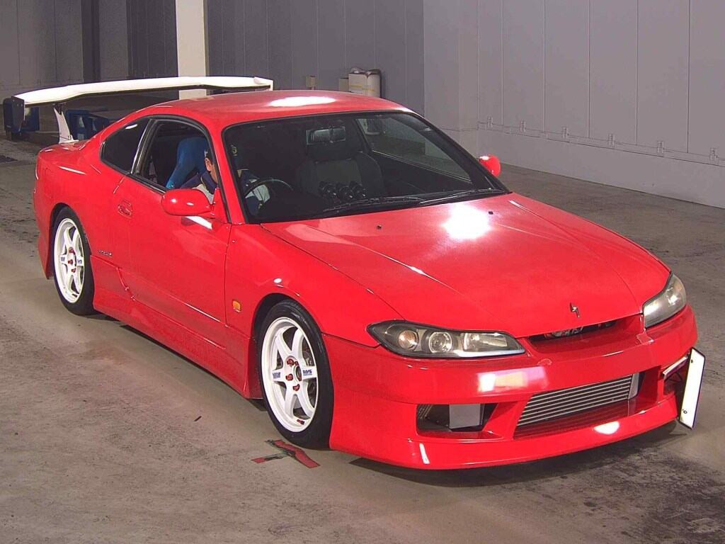 Nissan Silvia 1999 z aukcji japońskiej