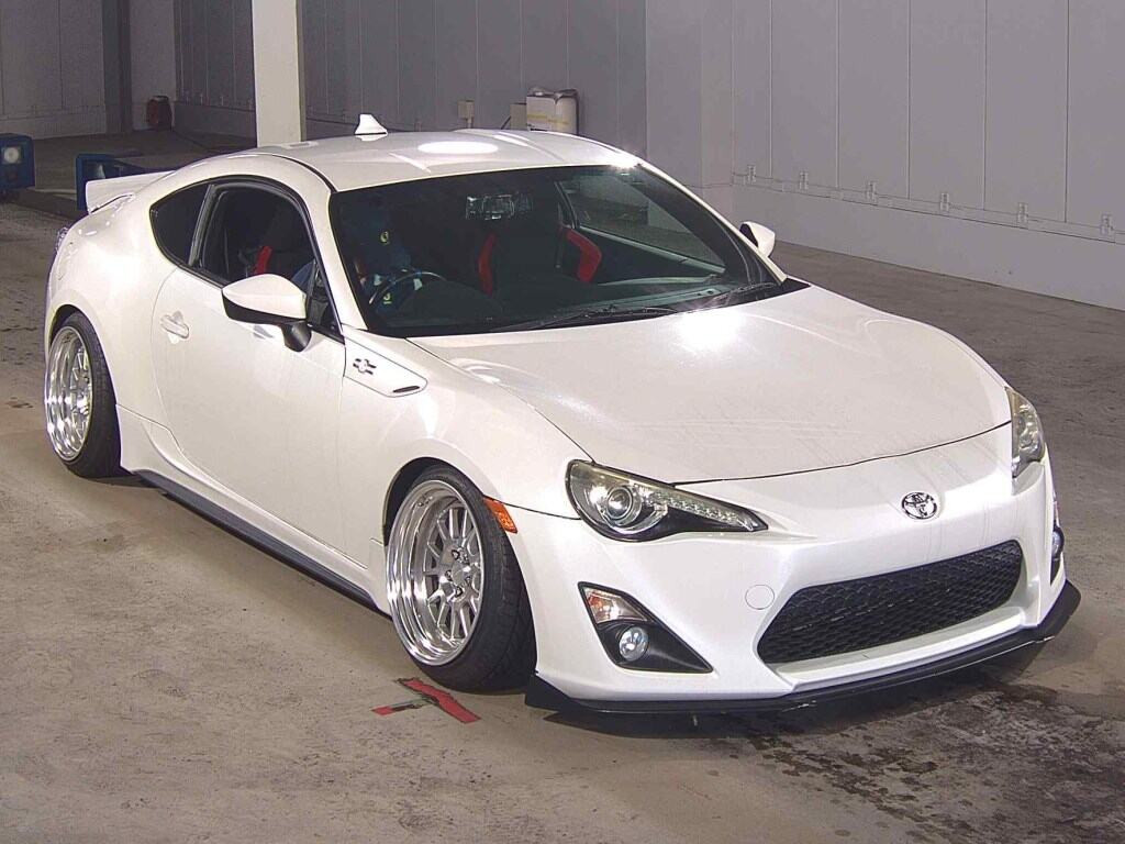 Toyota 86 2013 z aukcji japońskiej