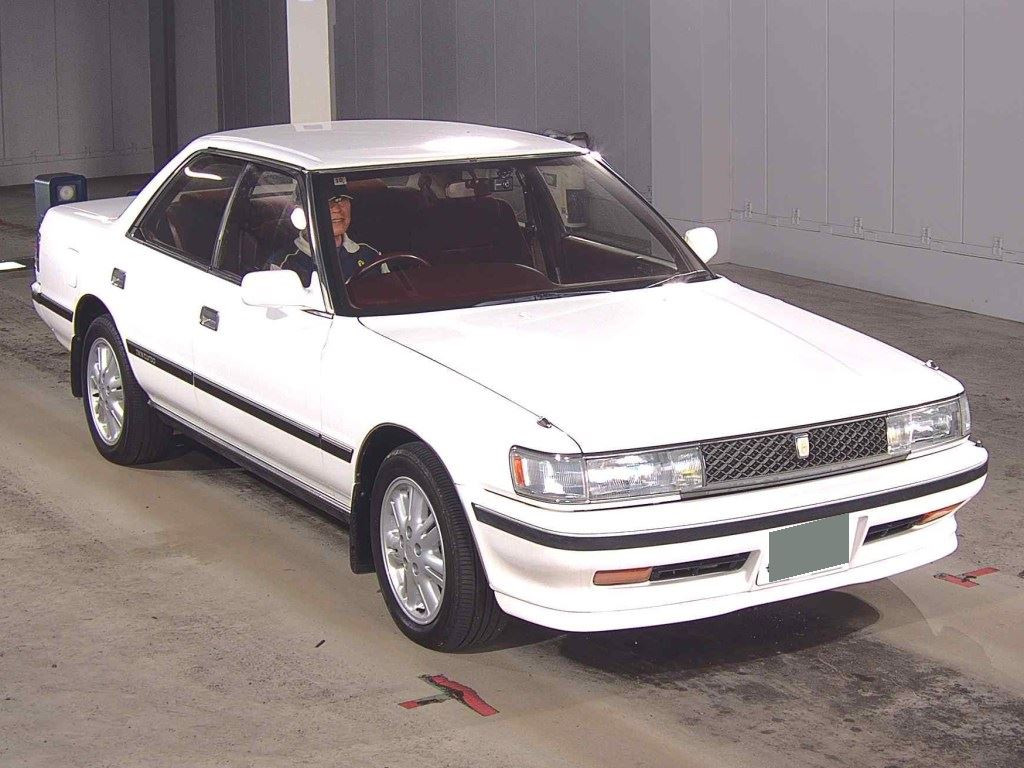 Toyota Chaser 1989 z aukcji japońskiej