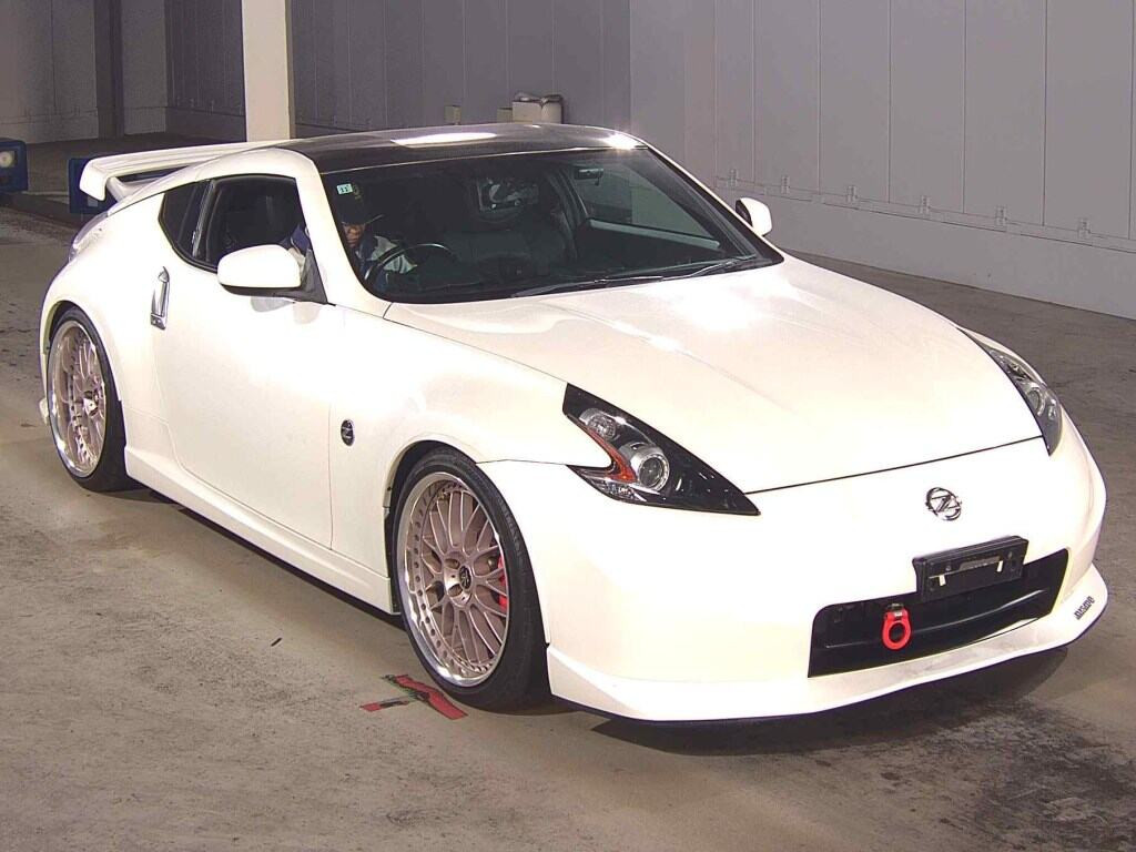 Nissan Fairlady Z 2010 z aukcji japońskiej