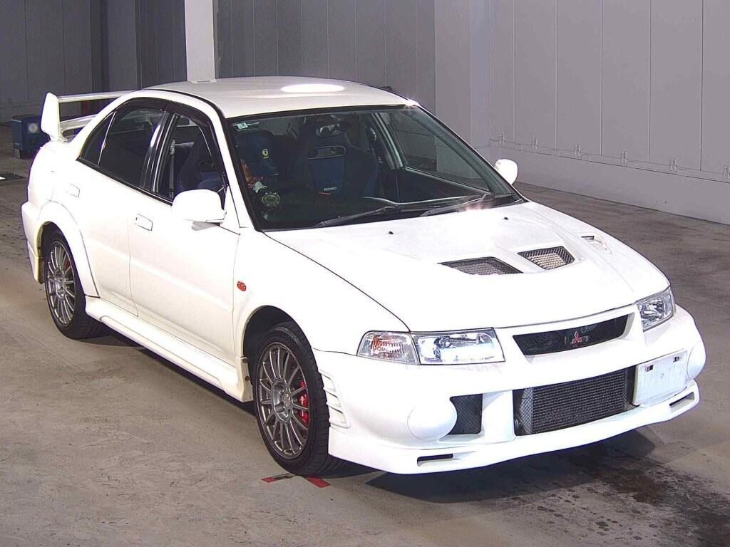 Mitsubishi Lancer 1999 з японського аукціону