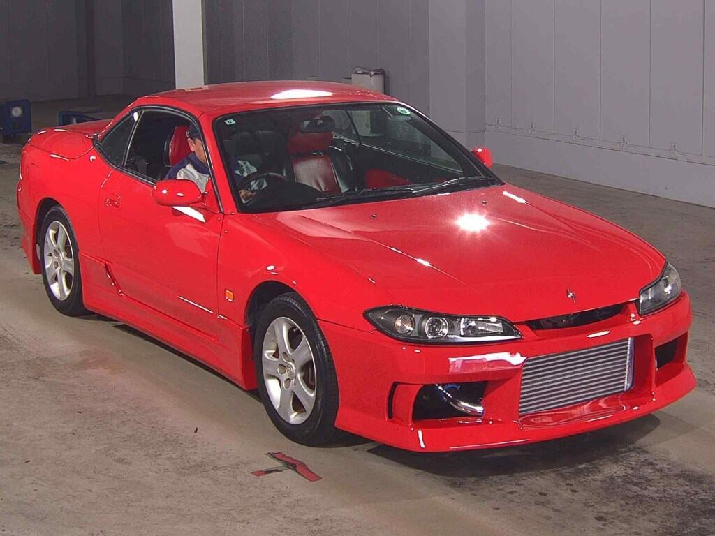 Nissan Silvia 2001 z aukcji japońskiej