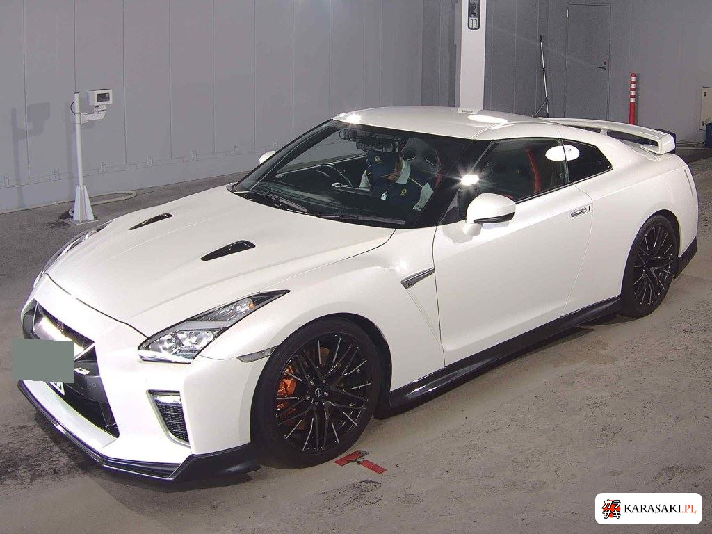 2018 Nissan GT-R 4WD Black Edition 3