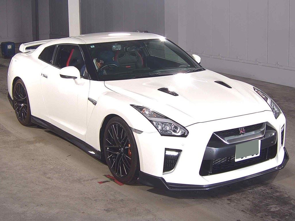 Nissan GT-R 2018 z aukcji japońskiej