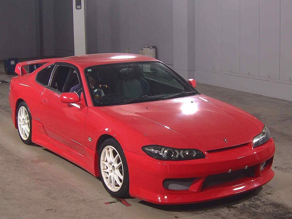 Nissan Silvia 2000 z aukcji japońskiej