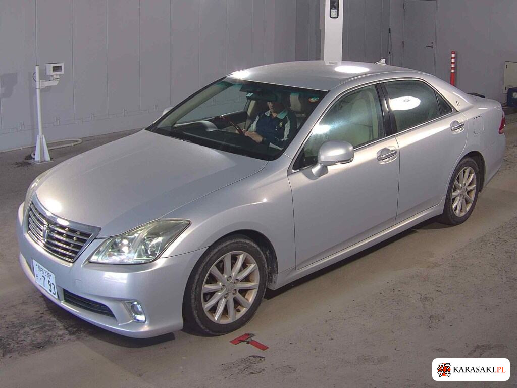 2011 Toyota Crown 4D 2.5 Royal Saloon Anniversary Edition 3