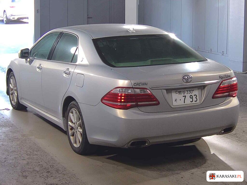 2011 Toyota Crown 4D 2.5 Royal Saloon Anniversary Edition 2