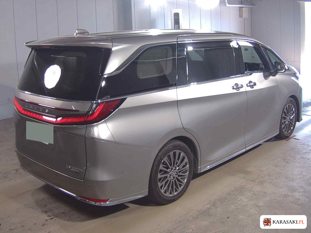 2024 Lexus LM 4WD LM500H Executive 4