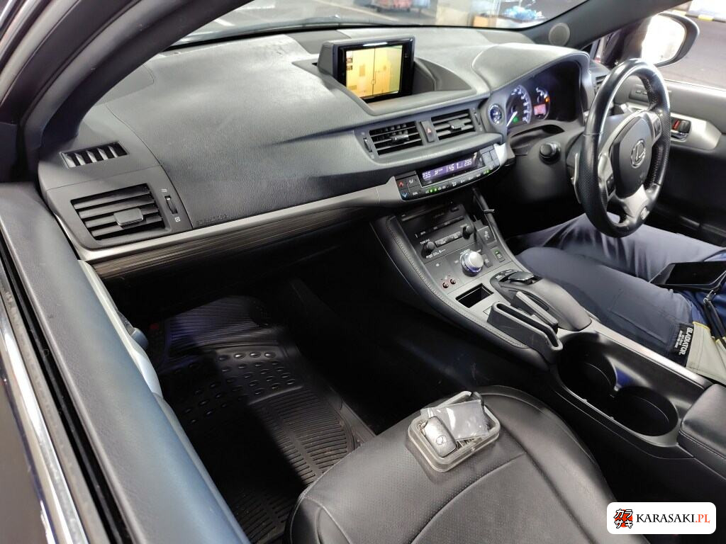 2011 Lexus CT CT200H F Sport 5