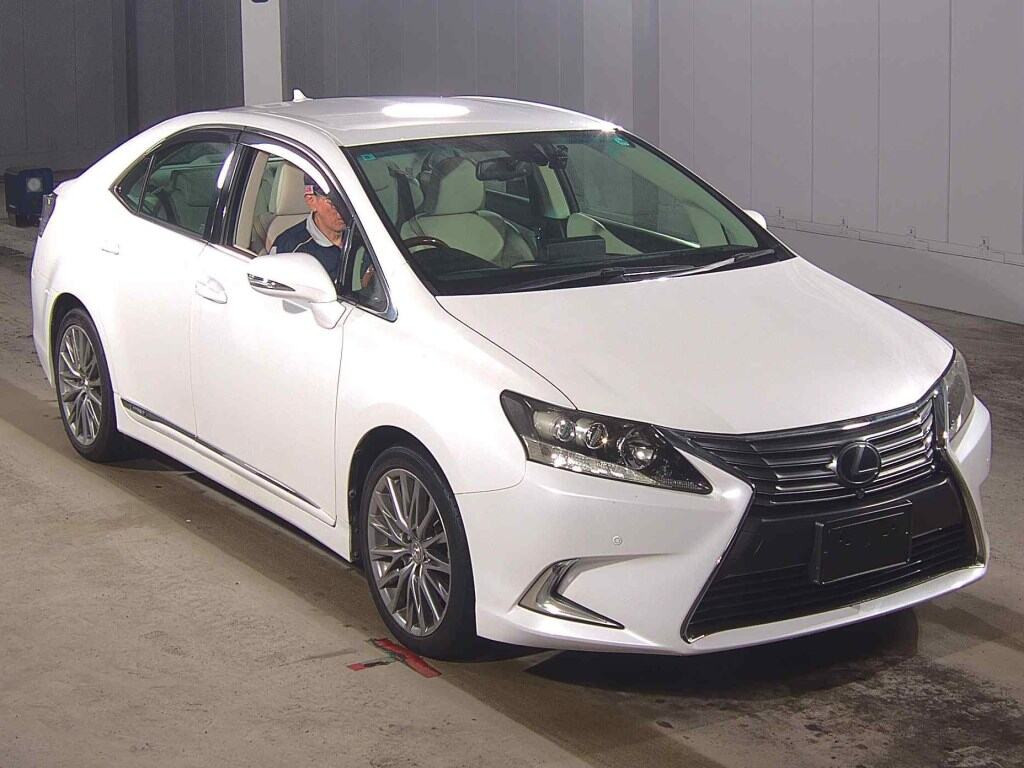 Lexus HS 2013 z aukcji japońskiej