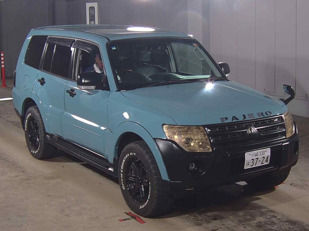 Mitsubishi Pajero 2008 z aukcji japońskiej