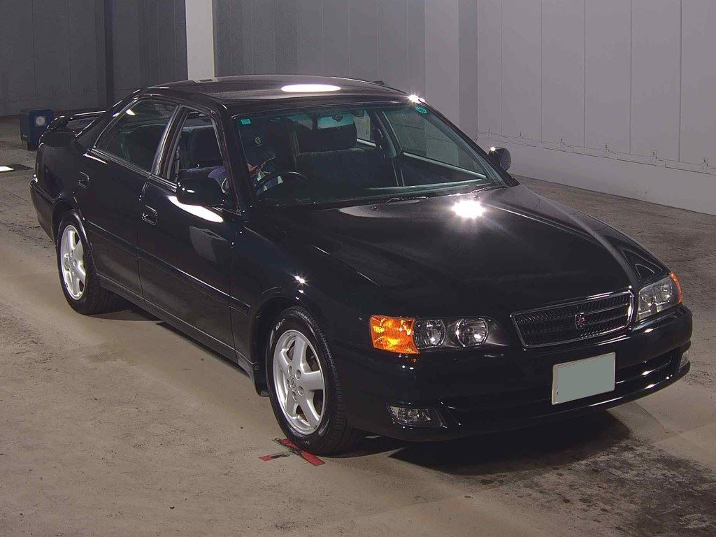 Toyota Chaser 1999 z aukcji japońskiej