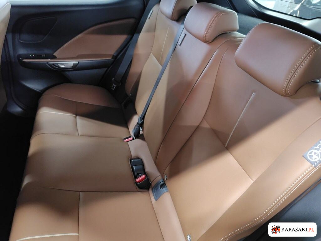 2024 Lexus LBX Relax 6