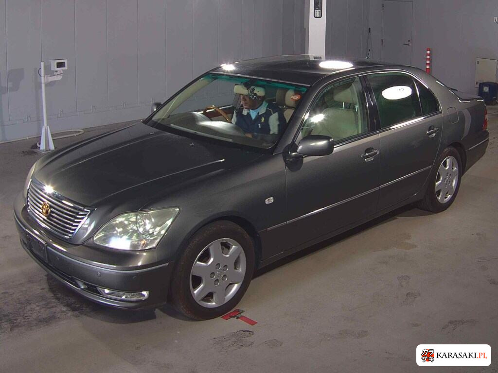 2005 Toyota Celsior C Version 3