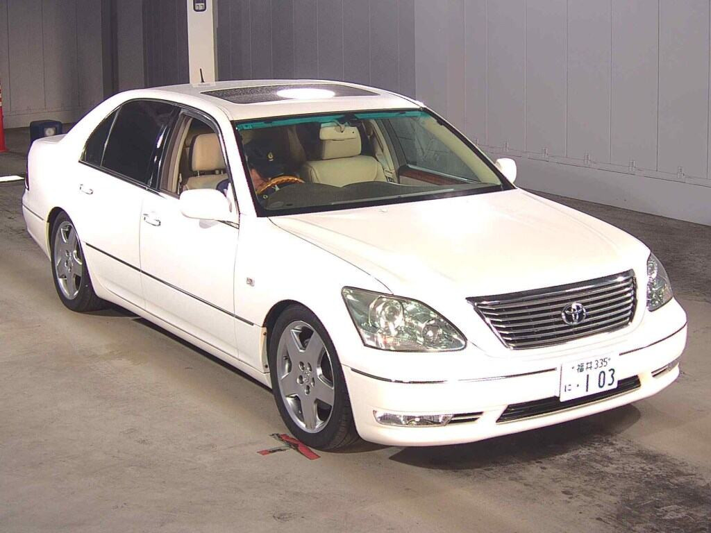 Toyota Celsior 2006 z aukcji japońskiej