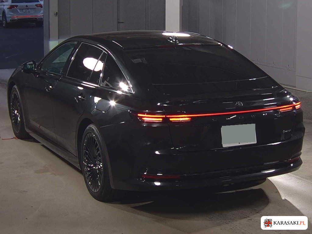 2025 Toyota Crown 4D Z(hev) 2