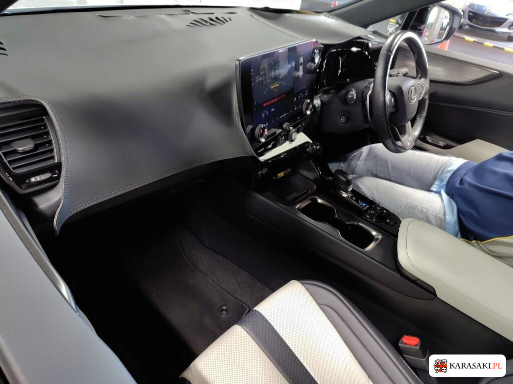 2022 Lexus NX 4WD NX350 F Sport 5
