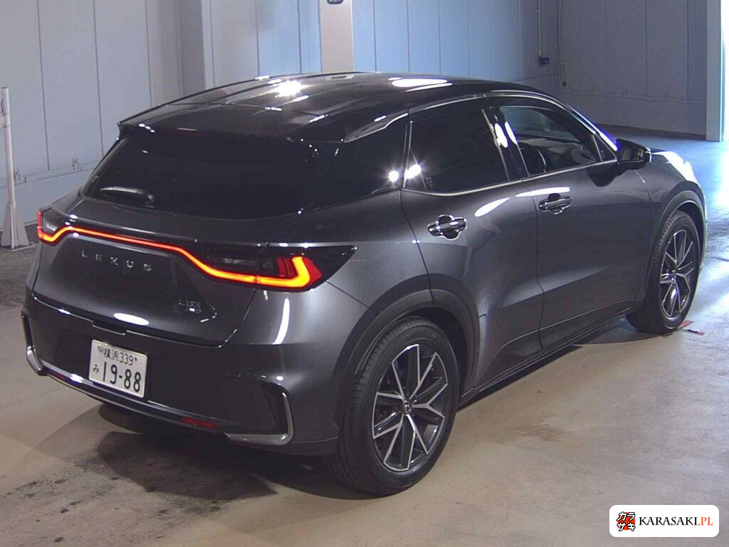 2024 Lexus LBX 4WD Cool 4
