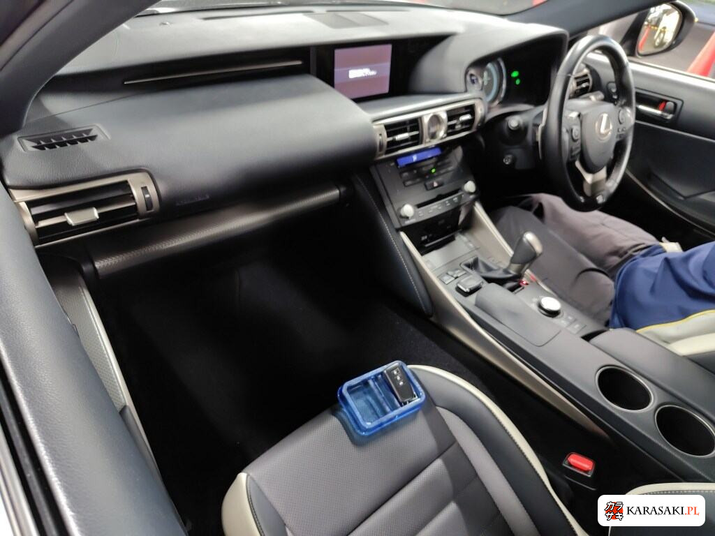2016 Lexus Is 4D 4WD IS300H F Sport Mode Plus 5