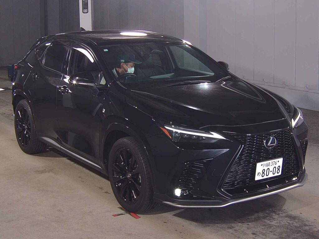 Lexus NX 2023 z aukcji japońskiej