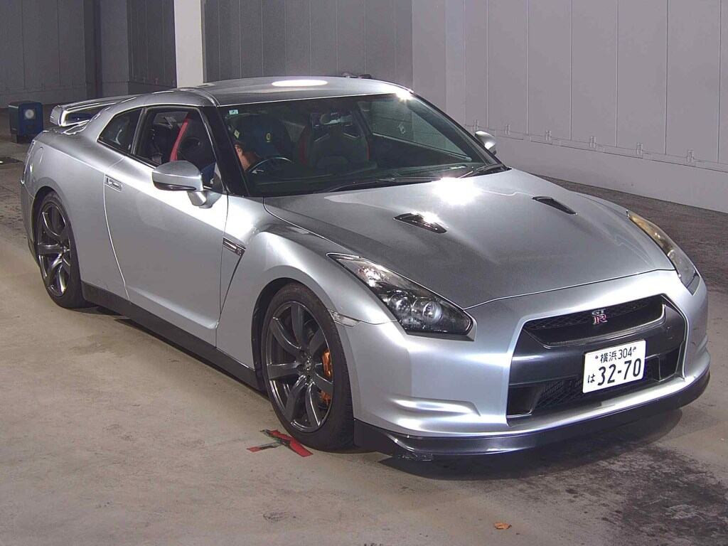 Nissan GT-R 2008 z aukcji japońskiej
