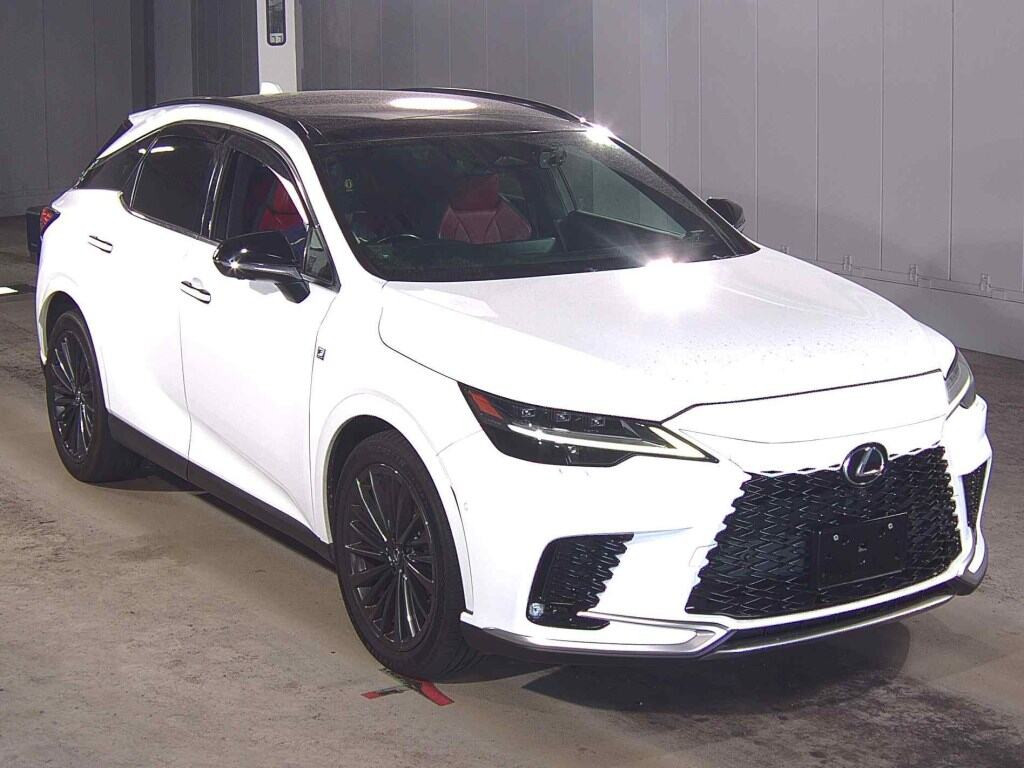 Lexus RX 2023 z aukcji japońskiej