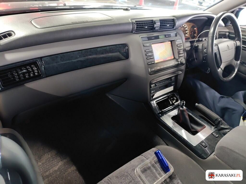2000 Toyota Crown 4D Athlete V 5