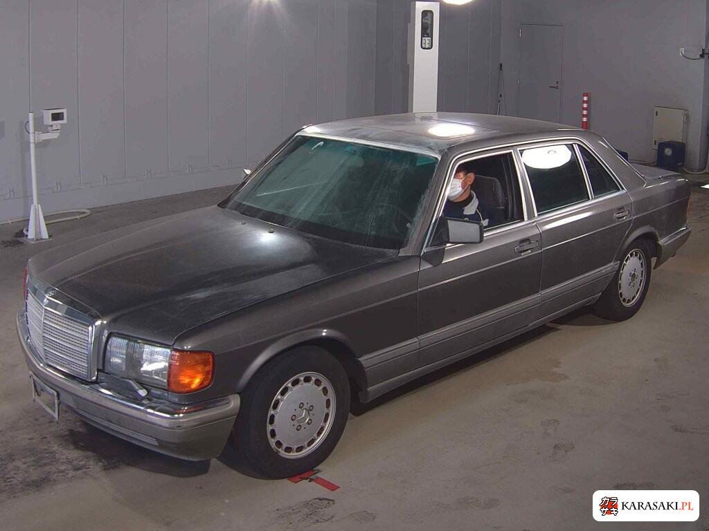 1990 Mercedes-Benz S-Class 4D 560SEL 3