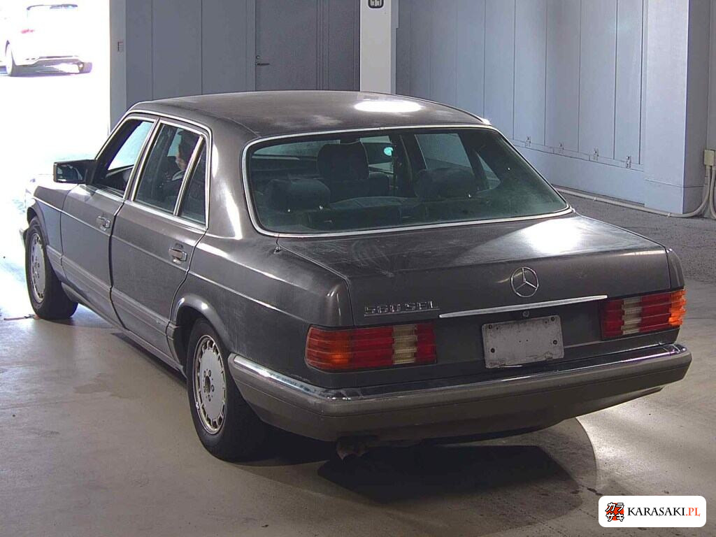 1990 Mercedes-Benz S-Class 4D 560SEL 2