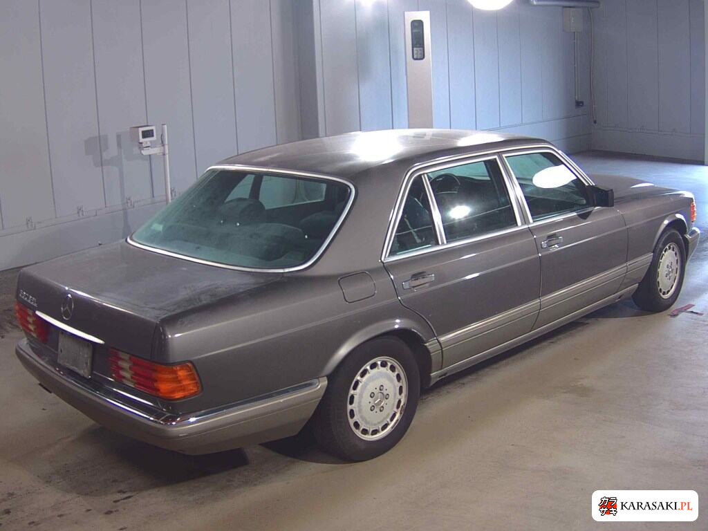 1990 Mercedes-Benz S-Class 4D 560SEL 4