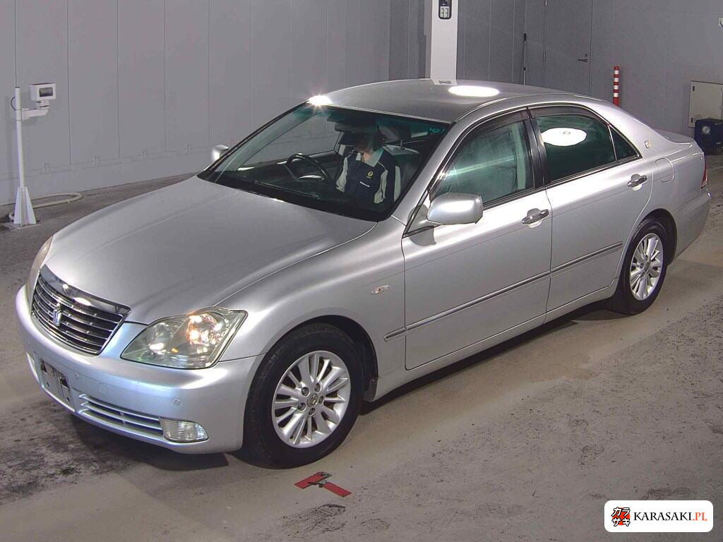 2004 Toyota Crown 4D Royal Saloon 3