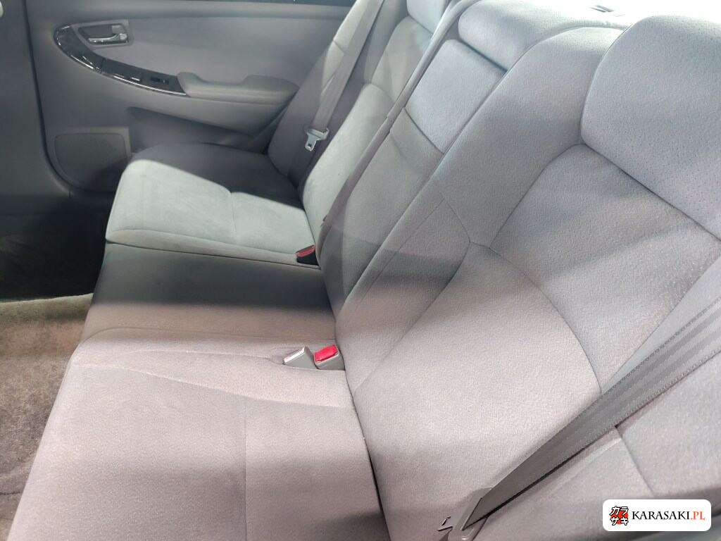 2004 Toyota Crown 4D Royal Saloon 6